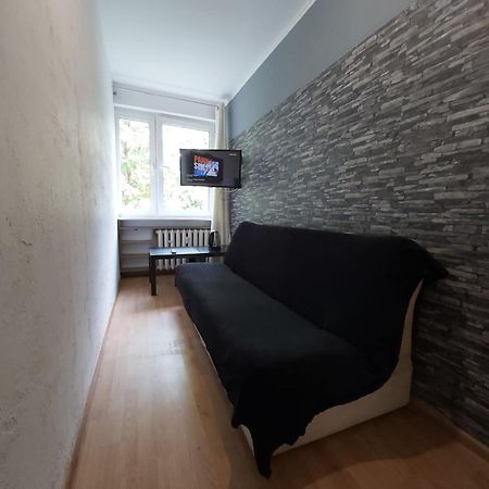 2050 Zwyciestwa 23 - Tanie Pokoje - Samodzielne Zameldowanie - Self Check In Poznan Dış mekan fotoğraf