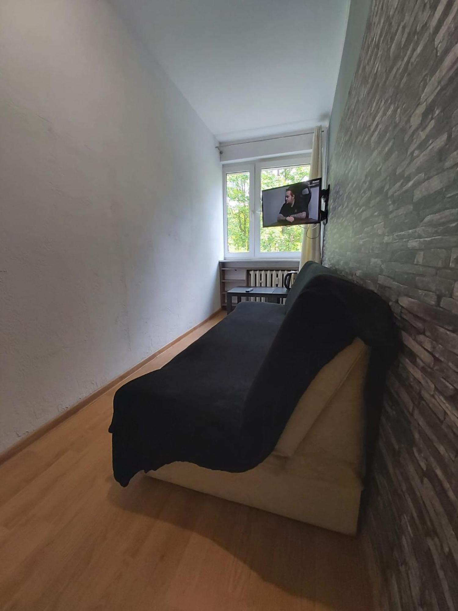 2050 Zwyciestwa 23 - Tanie Pokoje - Samodzielne Zameldowanie - Self Check In Poznan Dış mekan fotoğraf